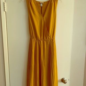 AVA VIV Mustard Yellow Floor Length Pleated Dress